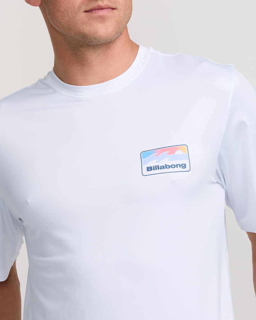 Runner Loose Fit Short Sleeve Surf Tee - White