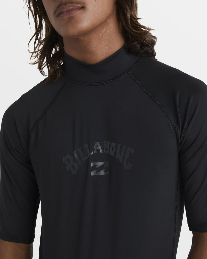 Arch Performance Fit Short Sleeve Rashguard - Black