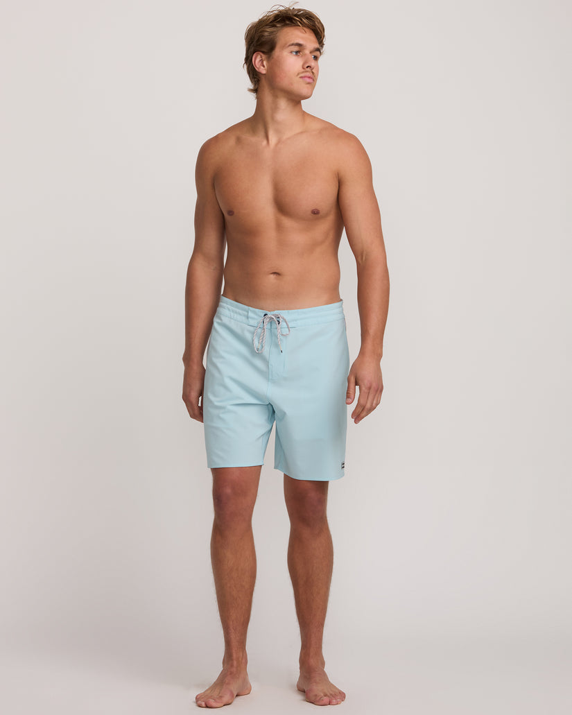 Wategos Lo Tide 18.5" Boardshorts - Dusty Blue