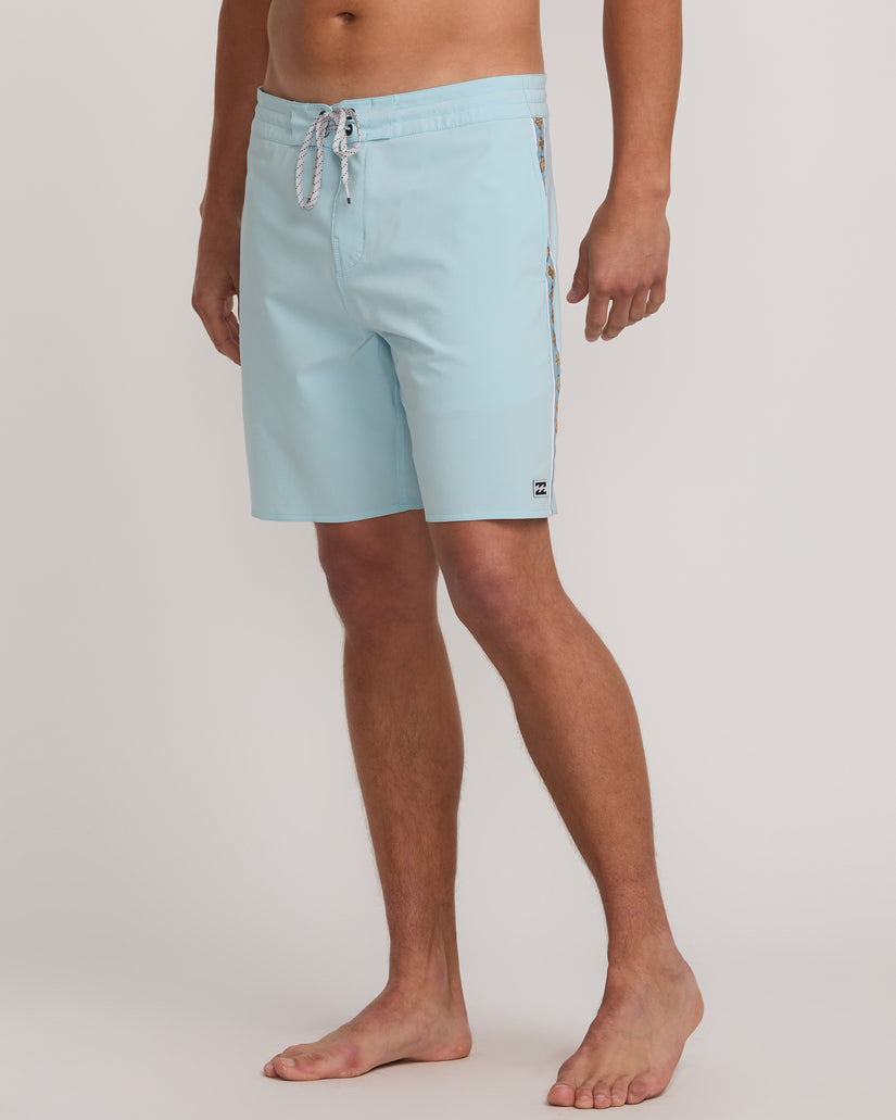 Wategos Lo Tide 18.5" Boardshorts - Dusty Blue