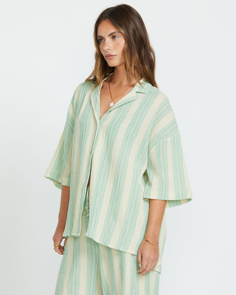 Beach Side Short Sleeve Shirt - Island Green