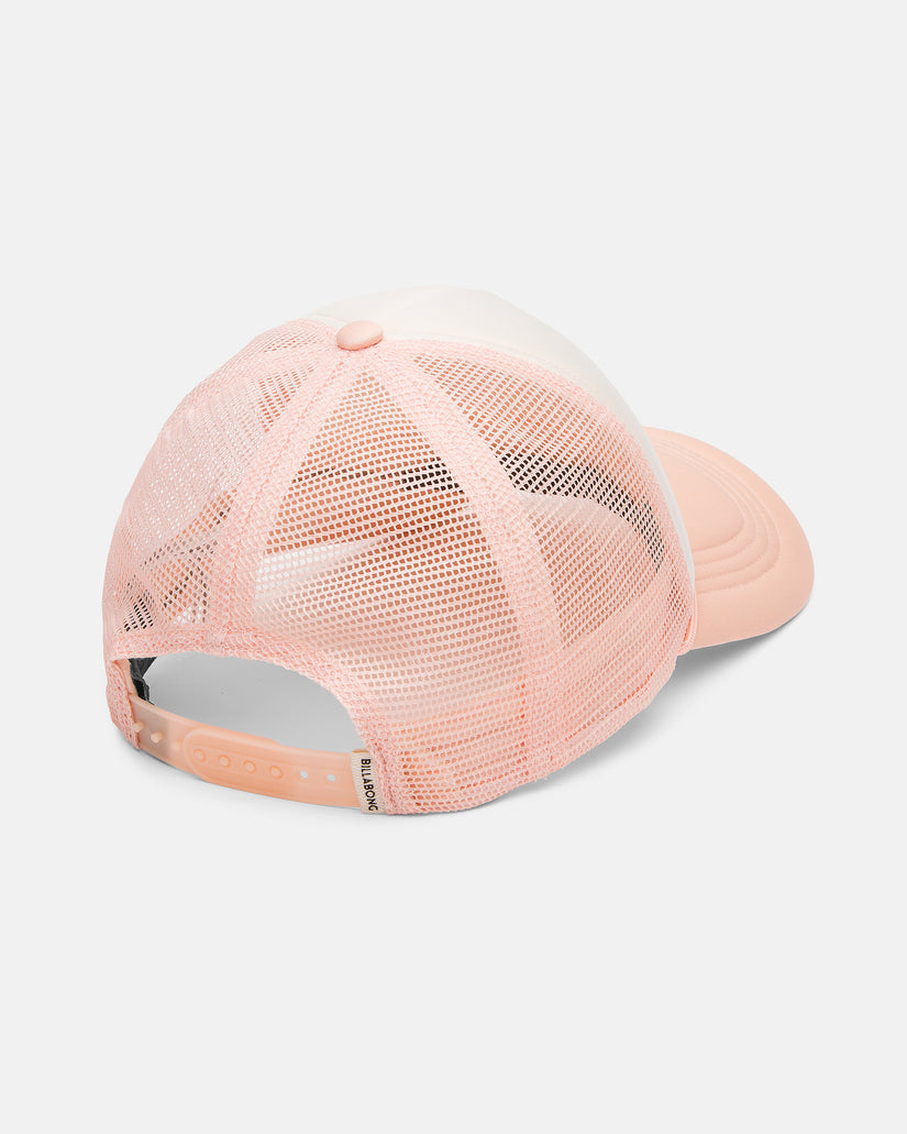 Across Waves Hat - Soft Peach