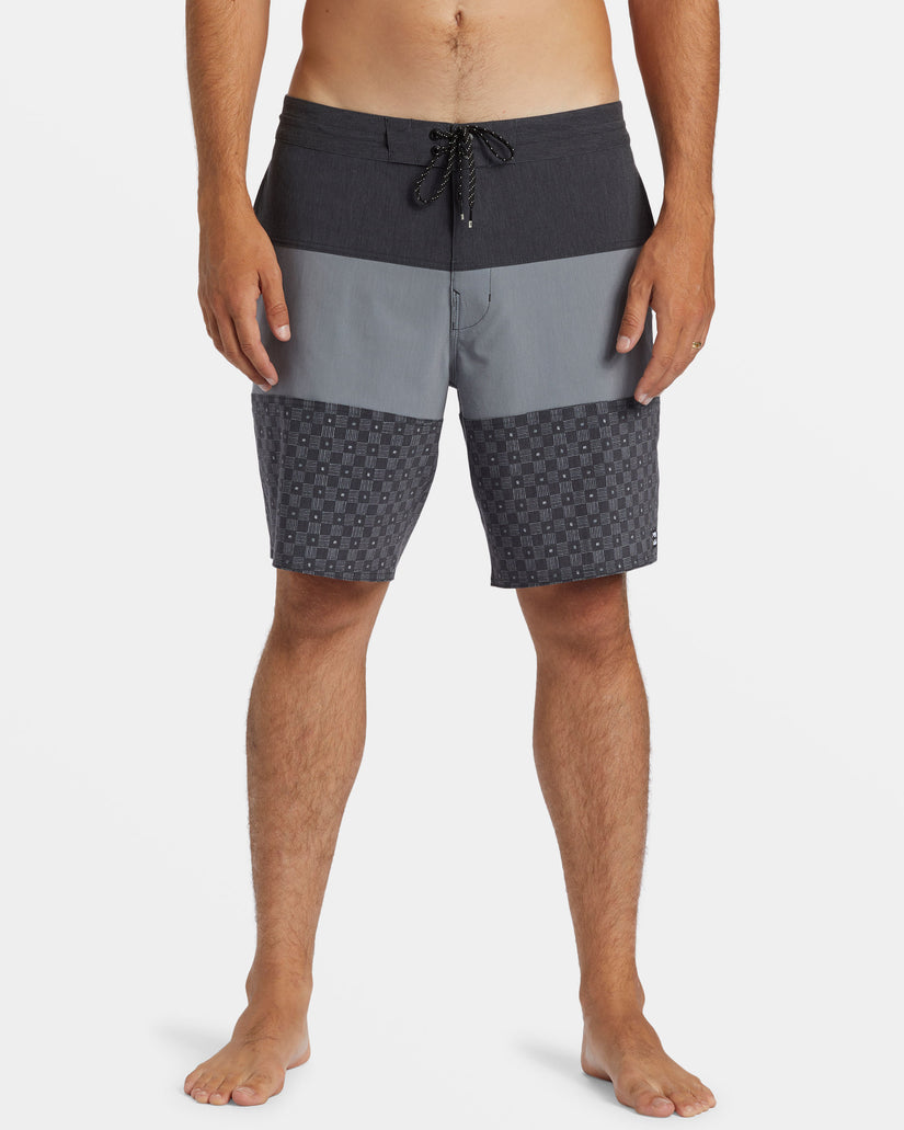 Tribong Lo Tide 19" Boardshorts - Black