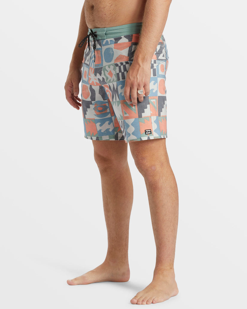 Sundays Lo Tide 19" Boardshorts - Washed Blue