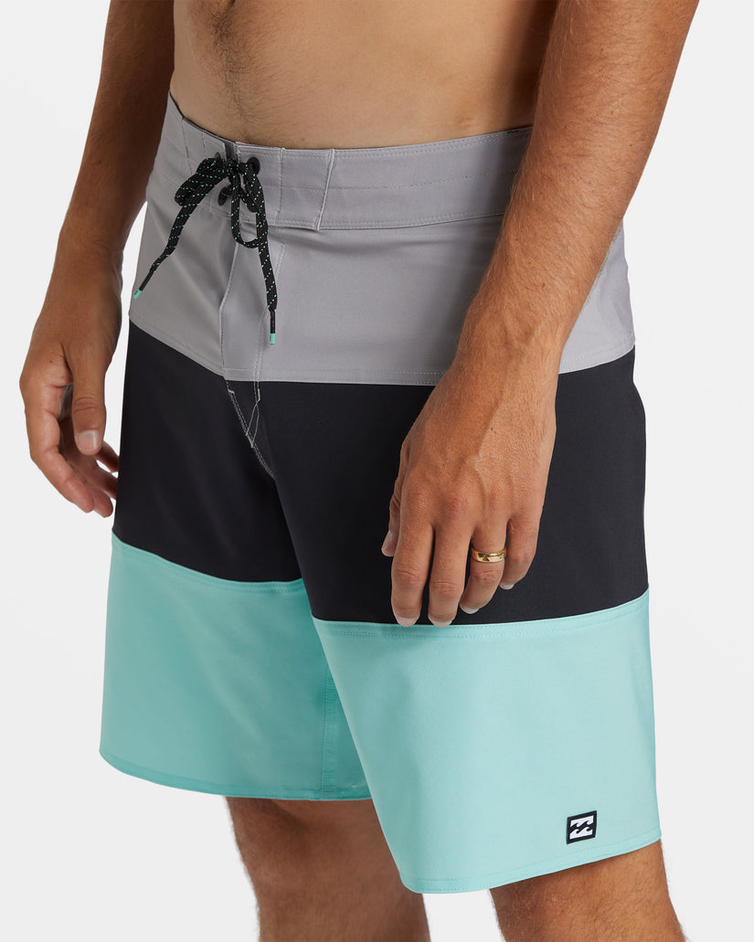 Tribong Pro 18" Boardshorts - Night