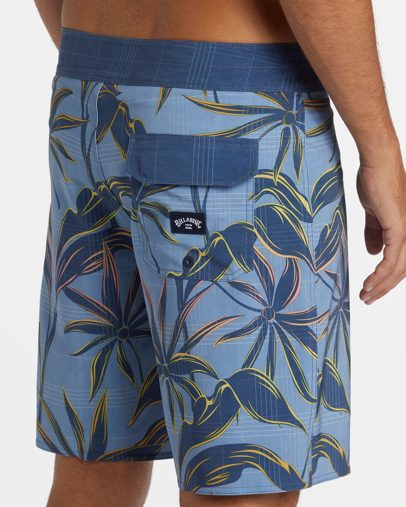 Sundays Pro 19" Boardshorts - Washed Blue