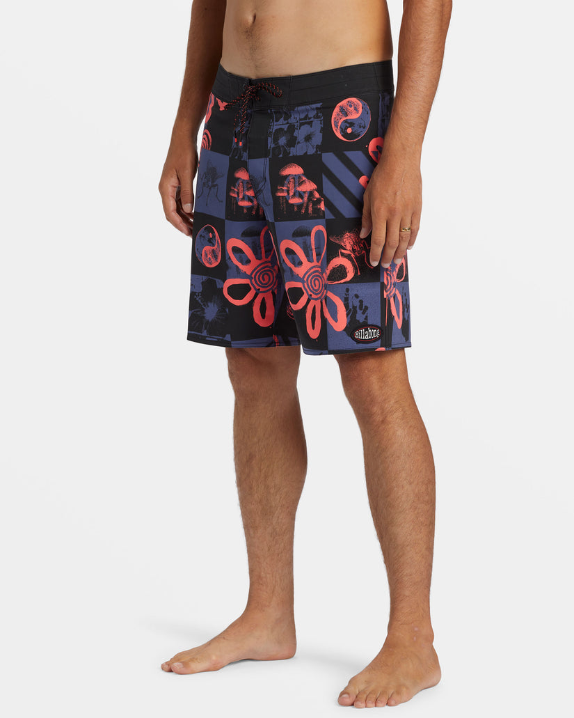 Sundays Pro 19" Boardshorts - Washed Royal