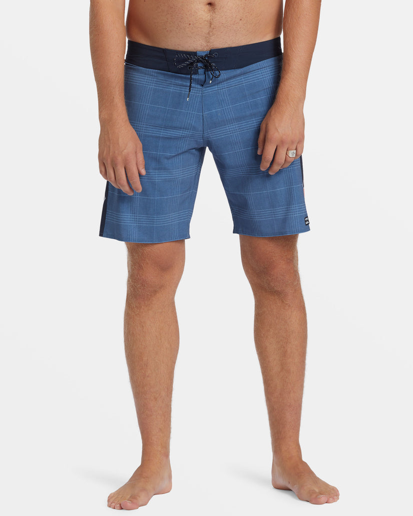 D Bah Airlite 19" Boardshorts - Smoke Blue