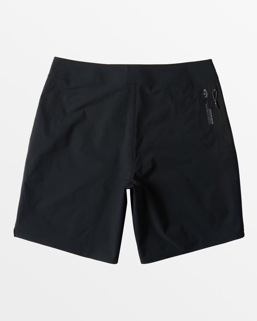 Boat Trip Pro Performance 18" Boardshorts - Black