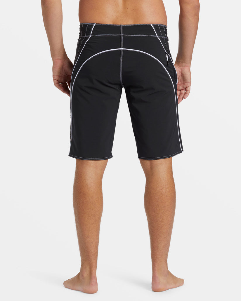 Fluid 2K Pro Performance 21" Boardshorts - Black