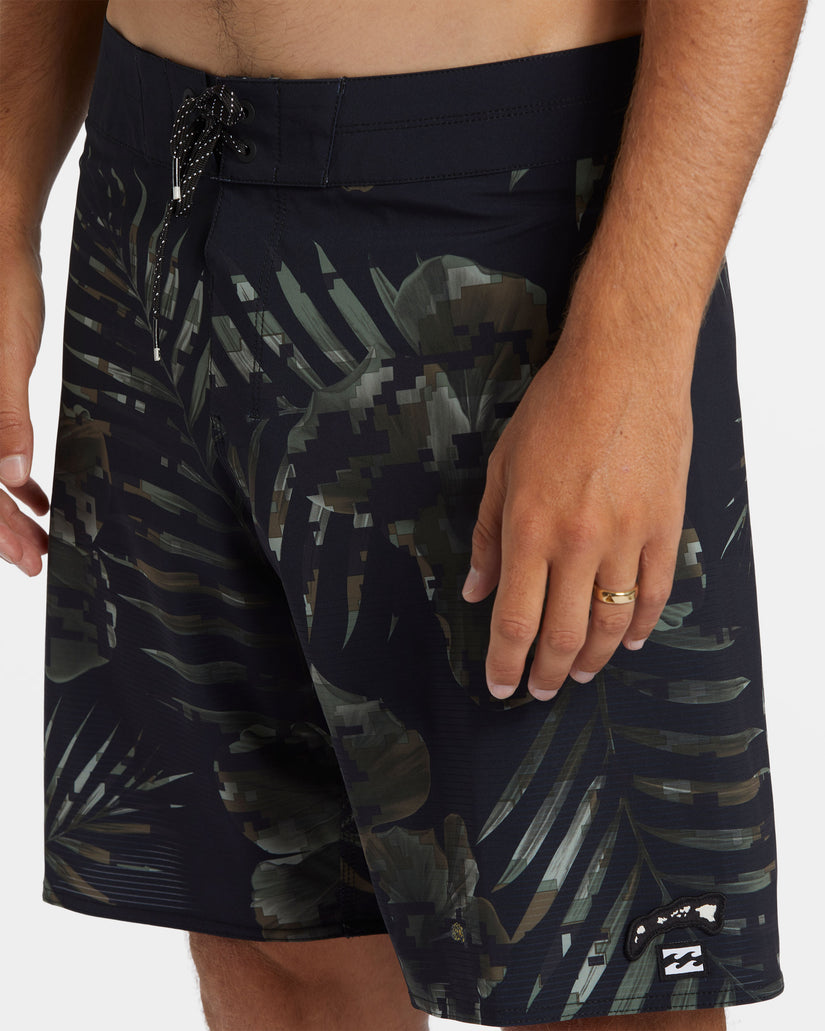 Pupukea Camo Airlite Performance 19" Boardshorts - Camo