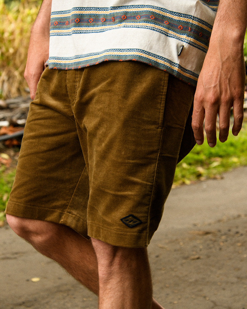 Larry Layback Corduroy 18" Shorts - Otter