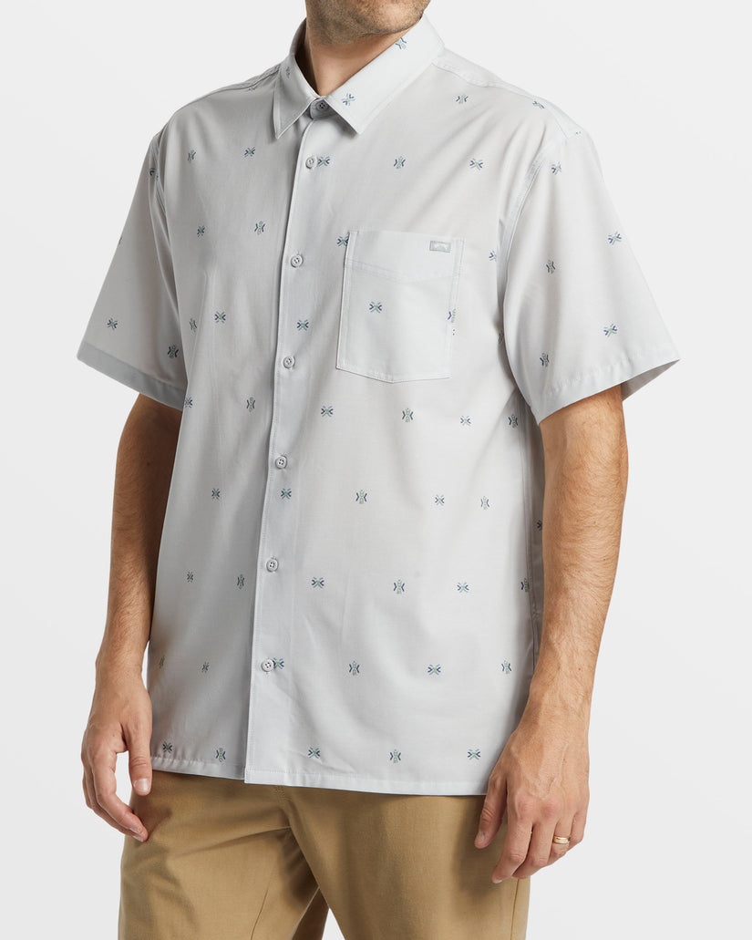 A/Div Surftrek Trail Short Sleeve Shirt - Silver