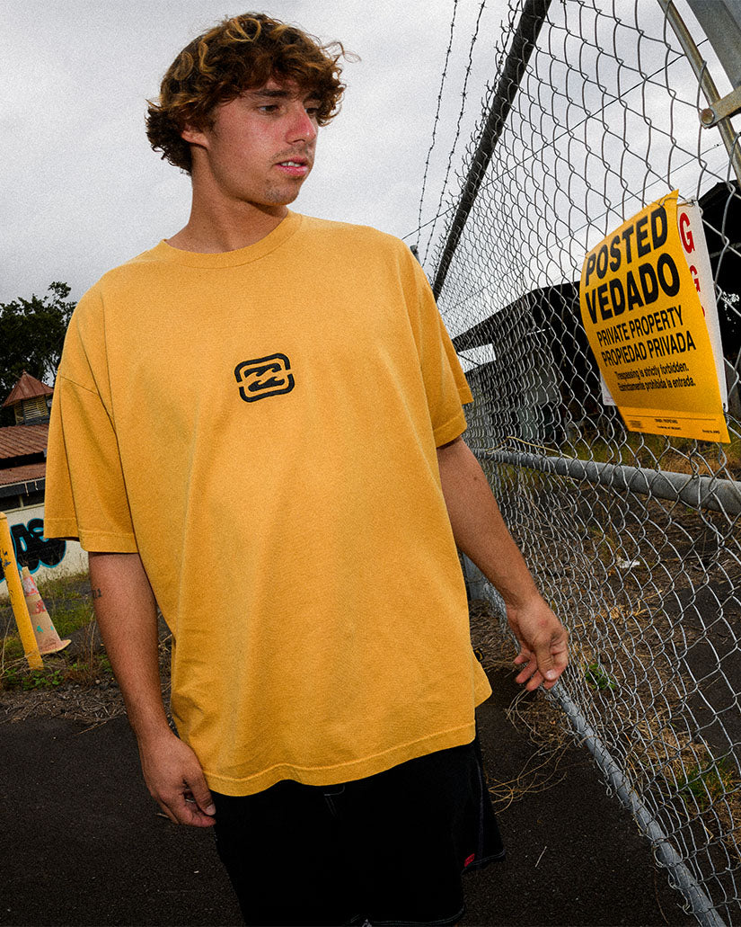 Bracket Wave OG T-Shirt - Mustard