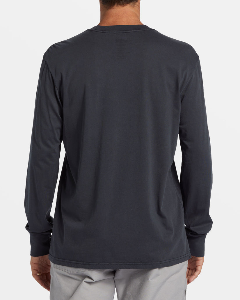 Essential Long Sleeve T-shirt - Black