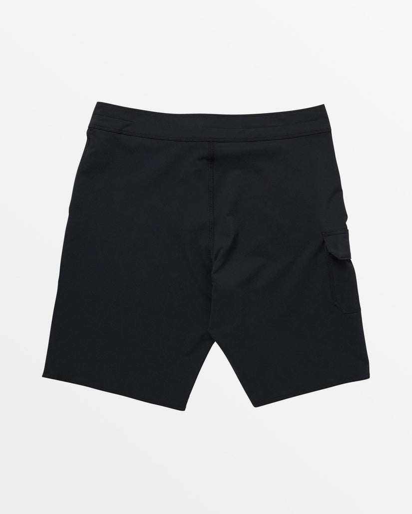 Solid 20" Boardshorts - Black