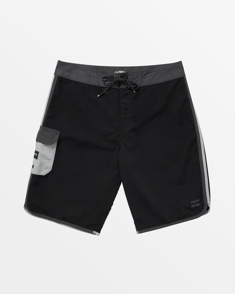 Classic Wave Pro 19" Boardshorts - Black